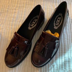 Tods Fringe Patent Leather Loafers